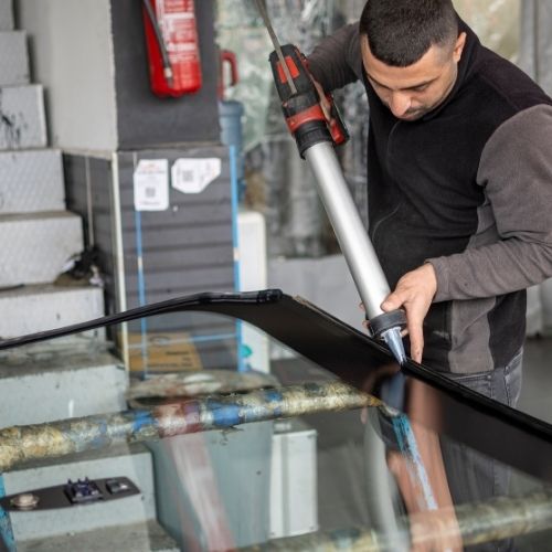 Auto Glass Repair services Irvine CA